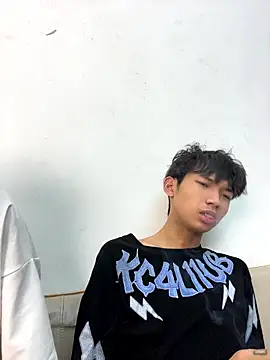 -OvO-'s Live XXX Chat
