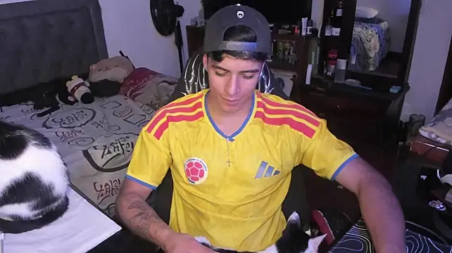 Chat +18 de jacobbiker ao vivo