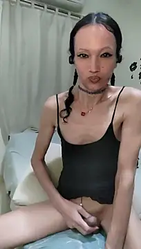 Tselka Adlı Modelin Canlı XXX Sohbeti