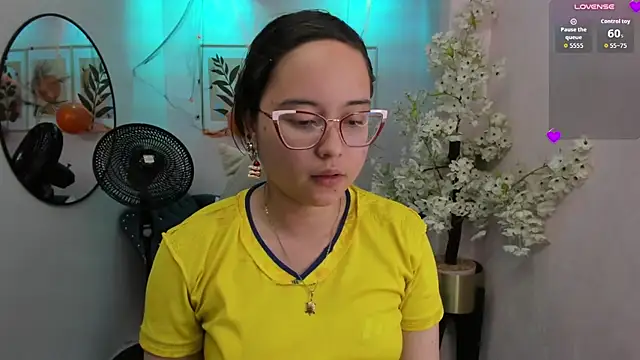 Shady_bug's Live XXX Chat