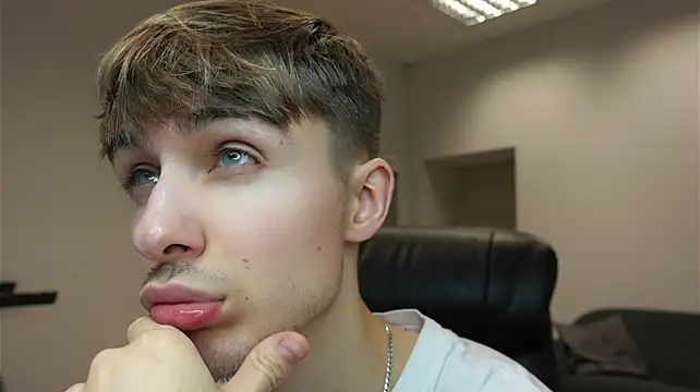 Damien_Dallas Live XXX-Chat