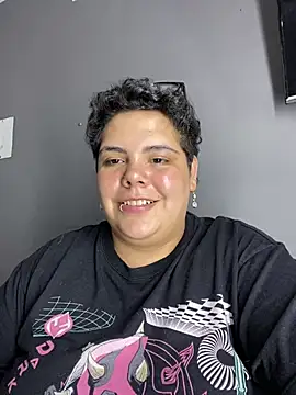 Czat XXX na żywo – Hailey_Curvy