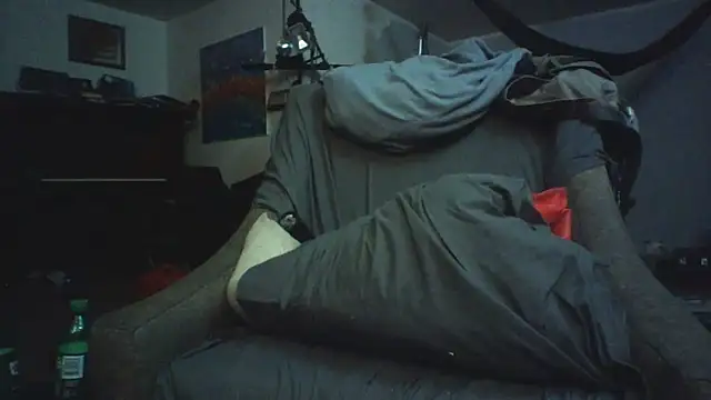 Fuckboyguyman's Live XXX Chat
