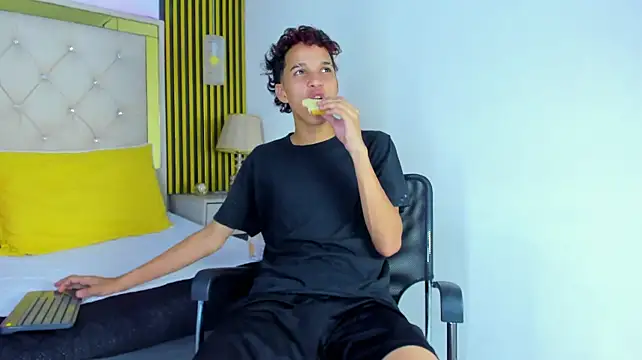 Chat +18 de JustinSecret ao vivo