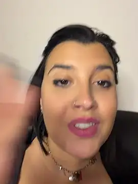 Novababy18 – Naživo XXX chat