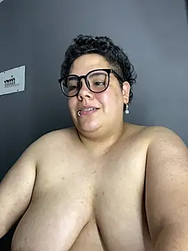 Hailey_Curvy's Live XXX Chat