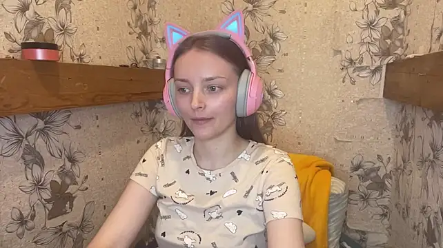 EmyMiu – Naživo XXX chat