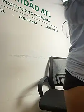 Emilly__Bown_ Chat XXX live