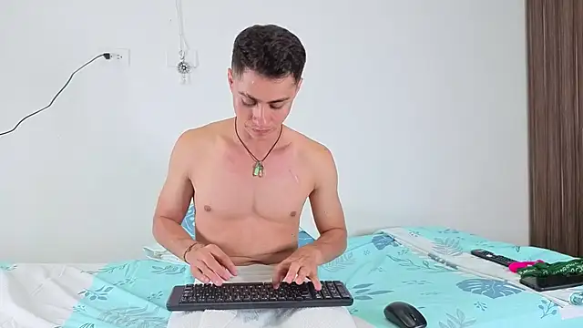 แชท XXX สดของ Mike_Ryderr