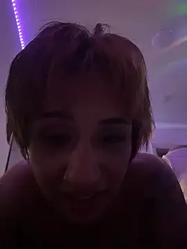reizn__68's Live XXX Chat