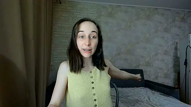 Anika_bloom: онлайн-секс-чат
