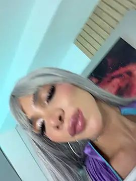 Chat XXX en directo de DivaVirtual11_