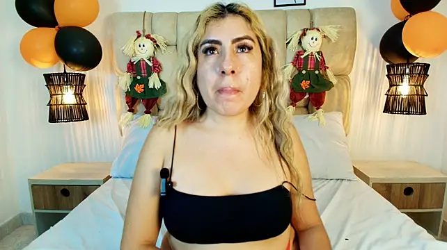 Živý XXX chat AdharaSmithh