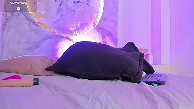 צ'אט XXX בשידור חי של Violettroose