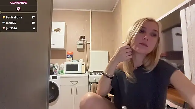 AngelJeni: απευθείας συνομιλία ΧΧΧ