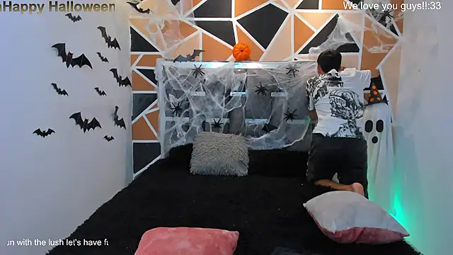 Juan_Nd_Steven Chat XXX in diretta