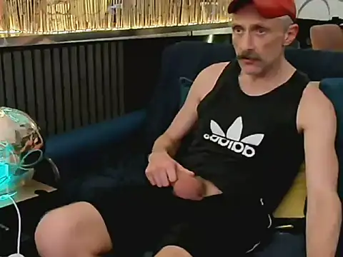 cl0udfuckinGwiThyouruncle: вебкам-шоу