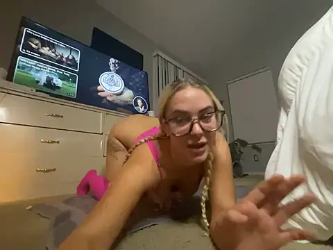 Chatroom XXX en direct de whitechocolate100M