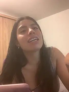 Chatroom XXX en direct de Laia_blanco