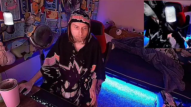 MrFrizby6211 Adlı Modelin Canlı XXX Sohbeti