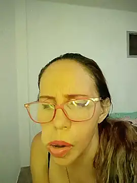 LindaHothot Live XXX-Chat
