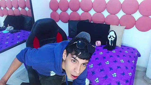 Drake_Jack Live XXX Chat