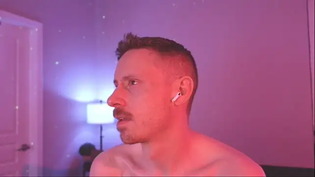 XXX chat uživo modela seb_tv