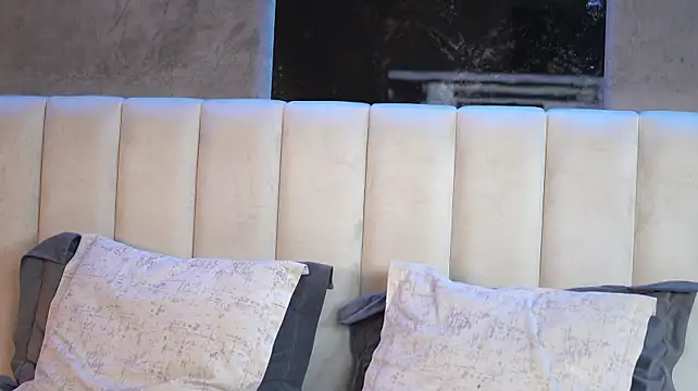 Chat +18 de NinaSolle ao vivo