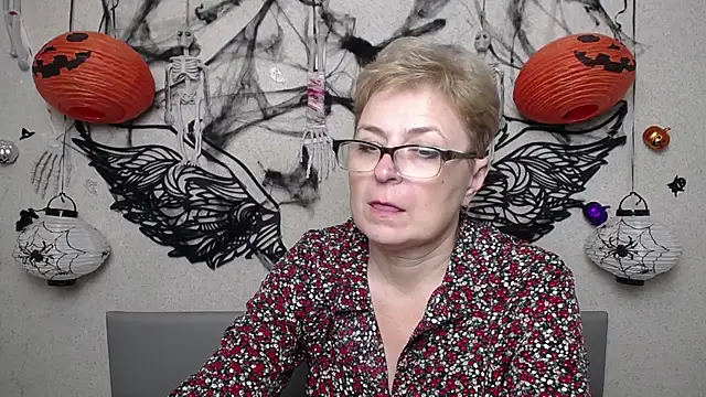 EmiliaGree Live XXX-Chat