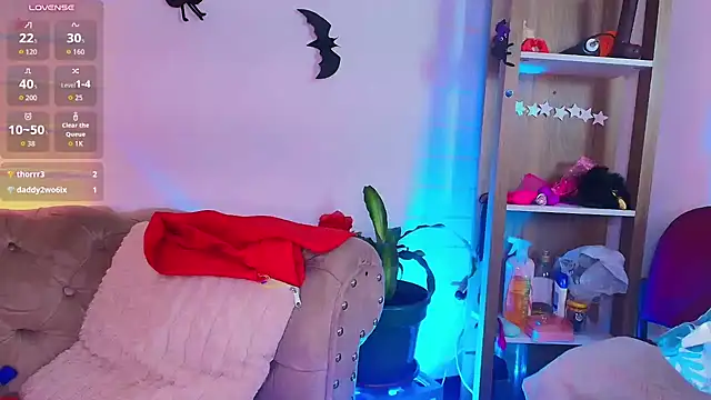 EllenaBoobs_ Chat XXX in diretta