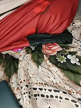 Spicysaxigirl Adlı Modelin Canlı XXX Sohbeti