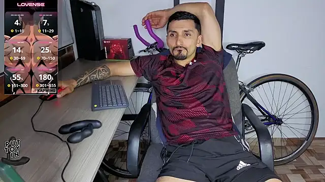 Marck_Muscle live XXX chat