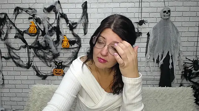 RoseHille's Live XXX Chat