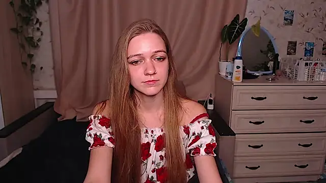 Adeline_Maxwell live XXX chat