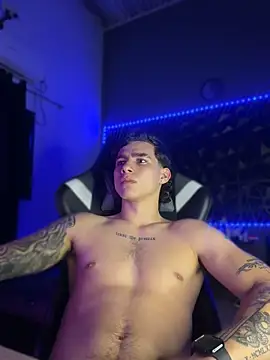 Chatroom XXX en direct de keiler_suxrez