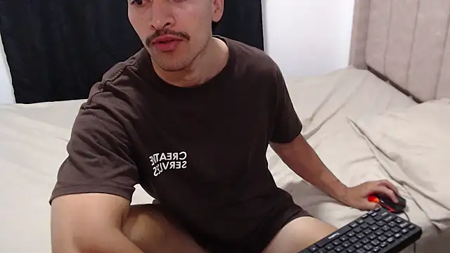 darekgates' Live XXX Chat