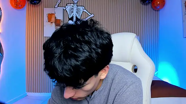 XXX chat uživo modela Filiph_Sterliing