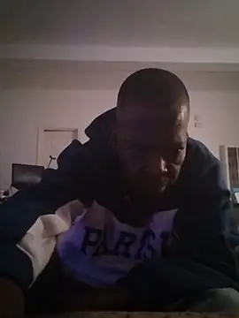 Chat +18 de Ellionone ao vivo