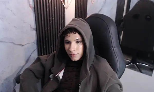 Luisp18_'s Webcam Show