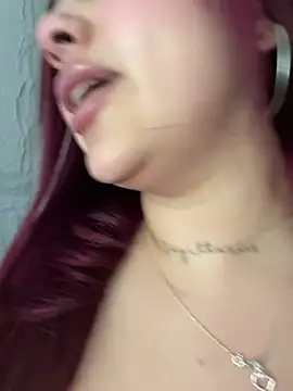צ'אט XXX בשידור חי של merloth_sub