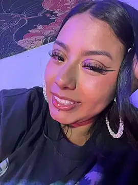 XXX chat uživo modela Katta_ossa