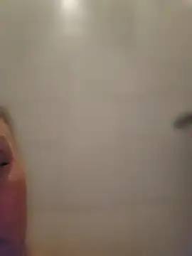 SkyelarSomer's Live XXX Chat
