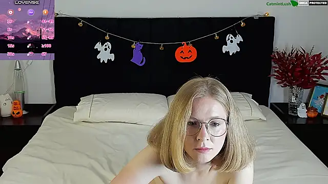 CatmintLush Chat XXX in diretta