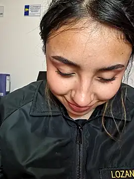 XXX chat uživo modela Angela__05