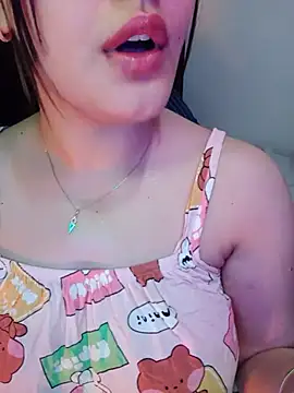 im_here- Adlı Modelin Canlı XXX Sohbeti