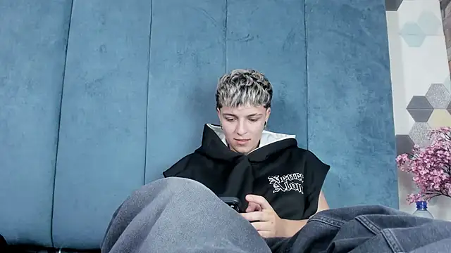 XXX chat uživo modela Megan_Thompson_