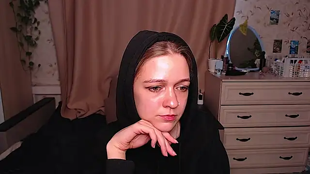 Chat XXX en directo de Adeline_Maxwell