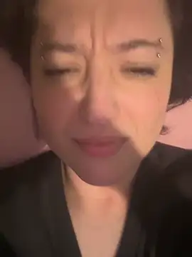 แชท XXX สดของ RitaBreu