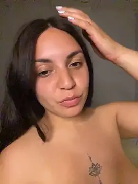 Chat XXX ao vivo de Rox_gian22