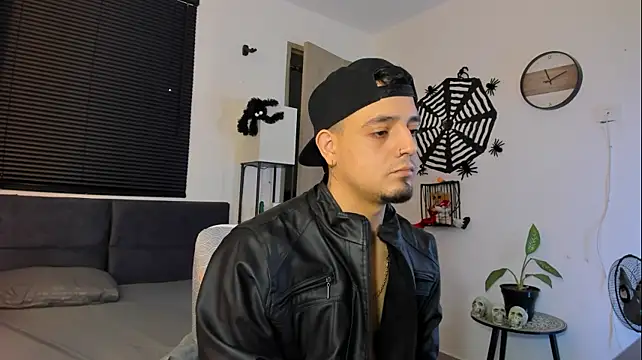 alejandro_calderon1 Live XXX-chat